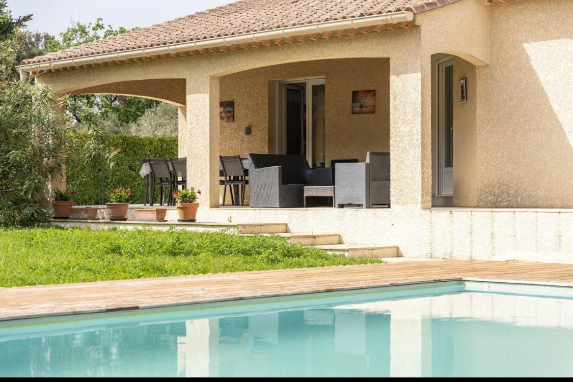Gite Les Oliviers 10 Pers Piscine Au Calme 4 Etoiles Saint-Laurent-la-Vernede Exterior photo